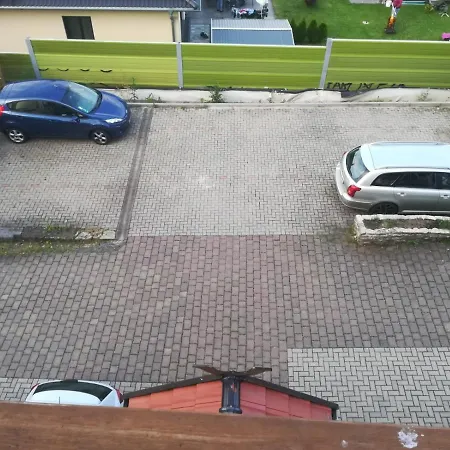 Apartment Suiteable Living - Waldblick Apartment Mit Balkon *