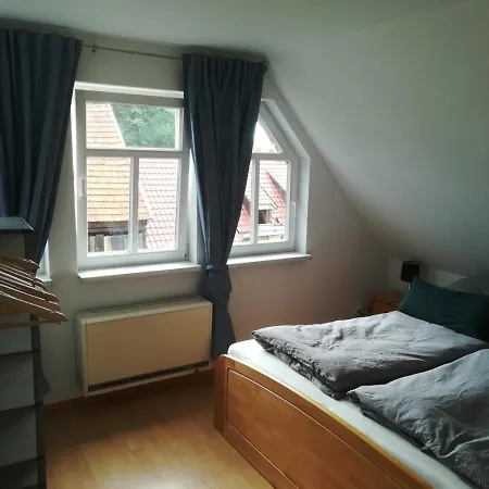 Apartment Suiteable Living - Waldblick Apartment Mit Balkon *